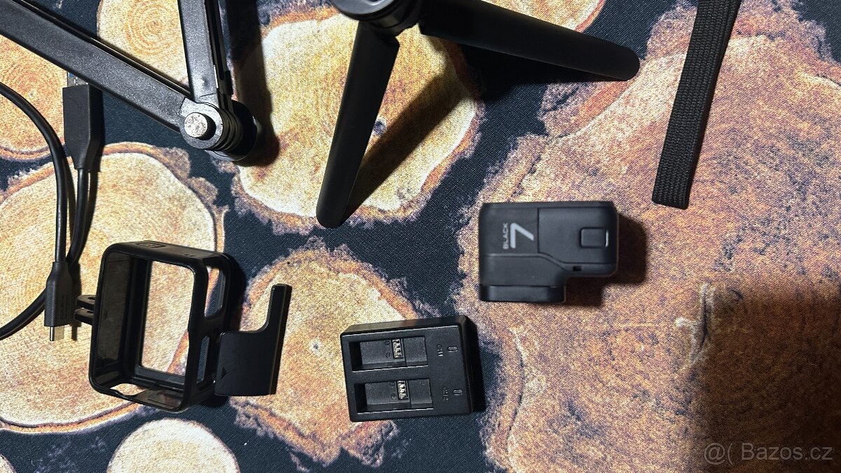 Akční kamera GO PRO HERO 7 Black - 7