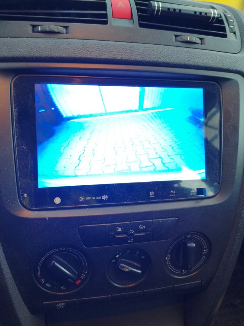 Škoda Octavia 2 1.6 MPI benzin - 7