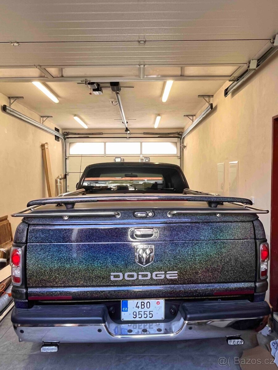 Dodge RAM 1500 V8 Magnum - 7
