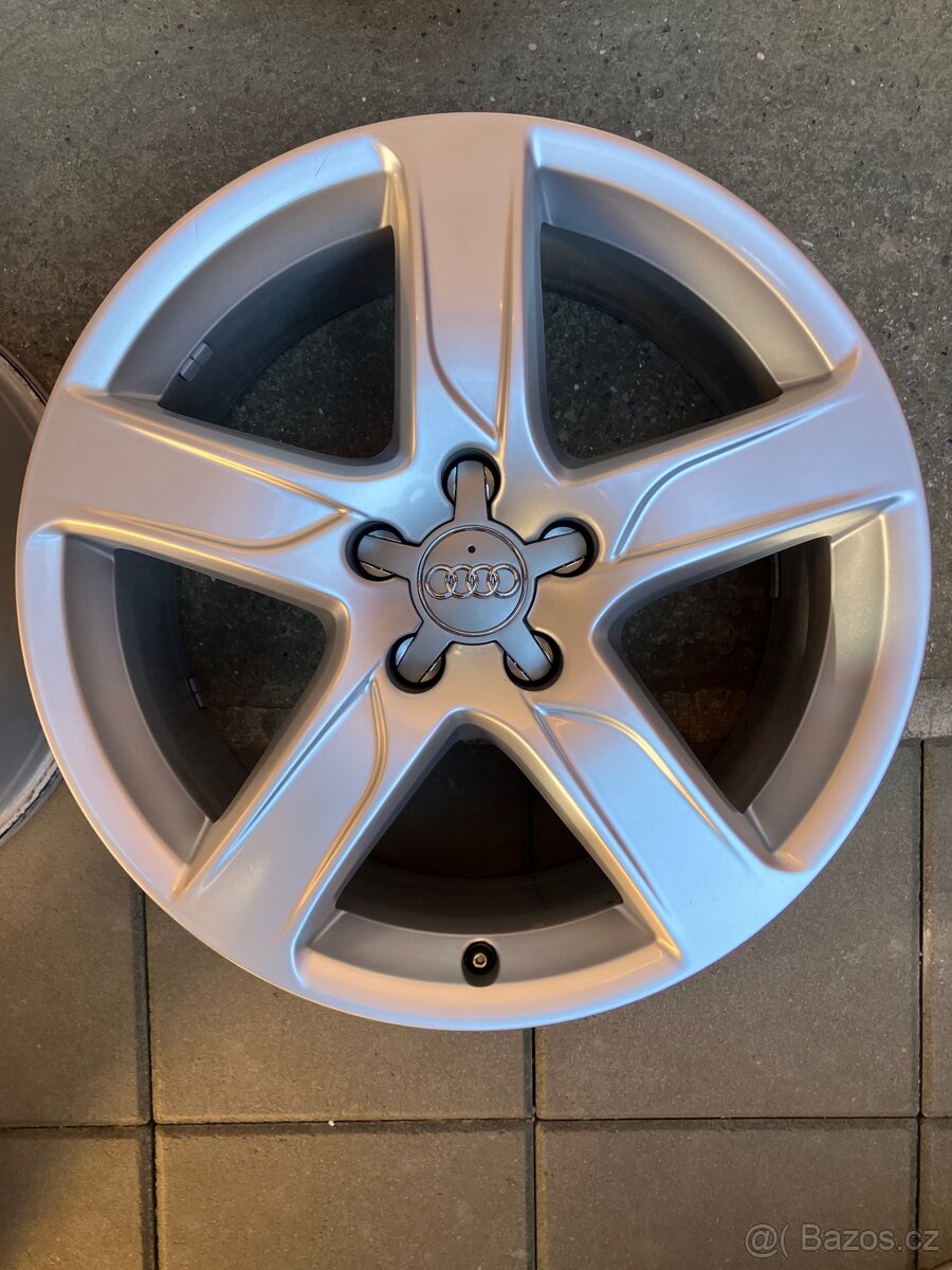 Audi R18 4G9601025E - 7