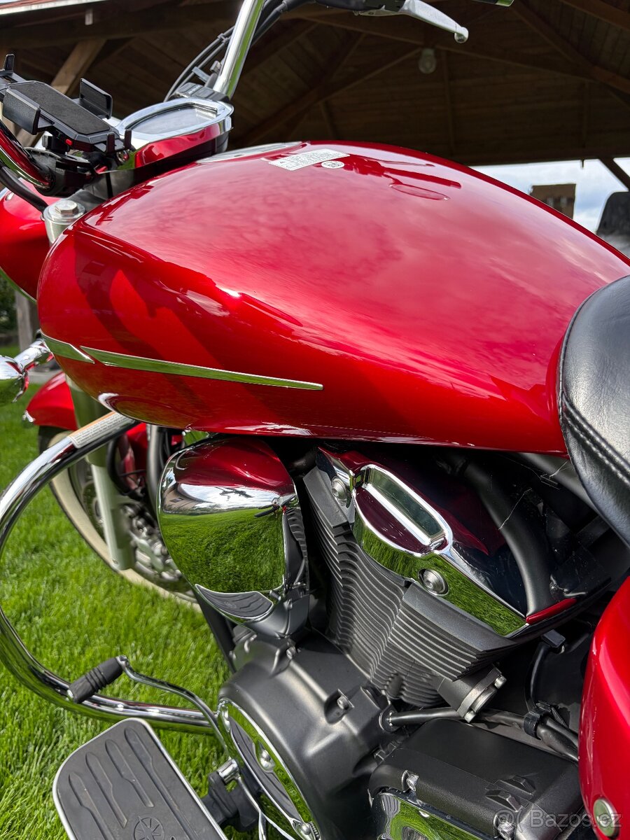 Yamaha XVS 1300 Midnight Star - 7
