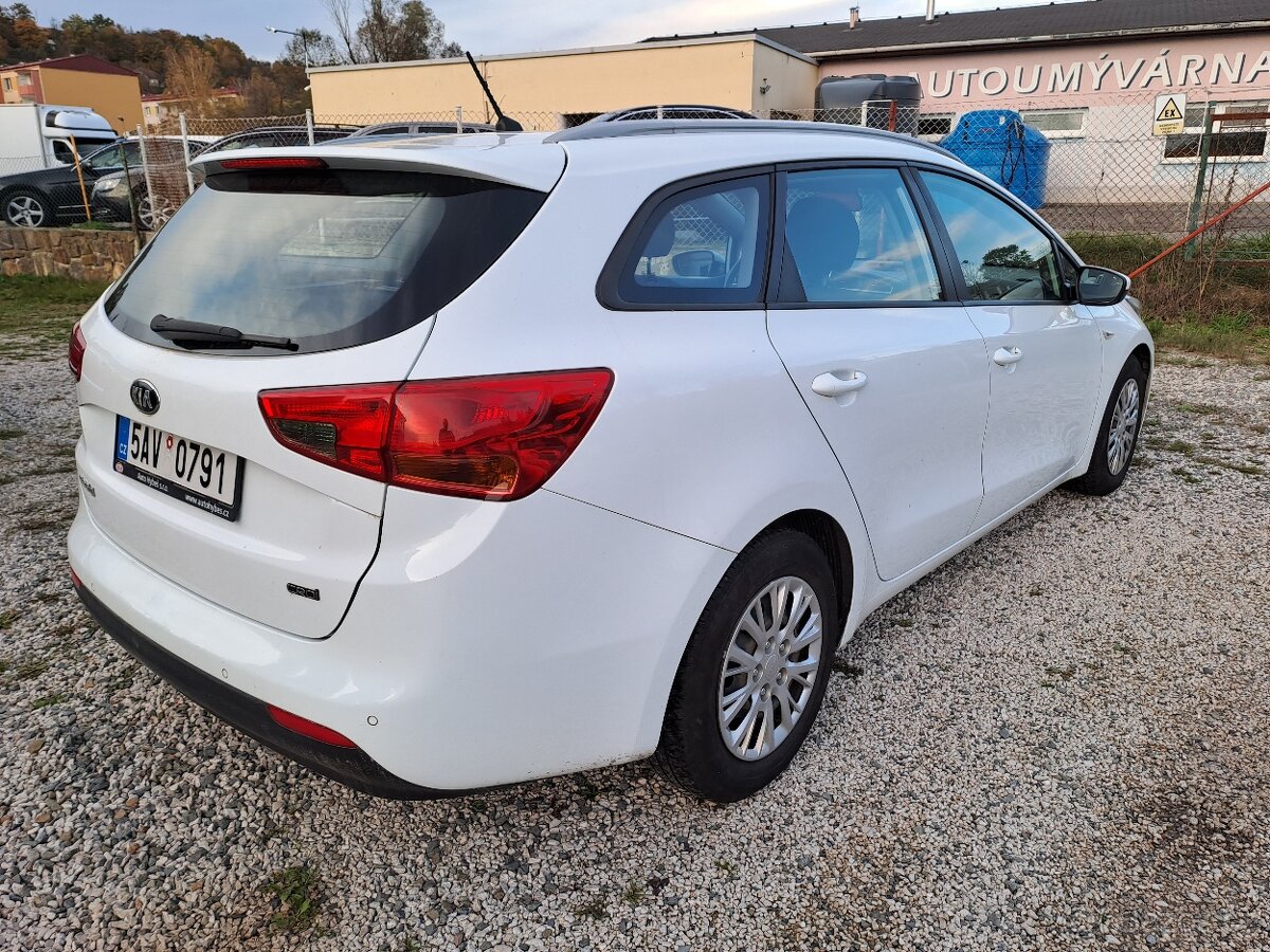 Kia Ceed 1,6 CRDI, 100 kW, SW, - 7
