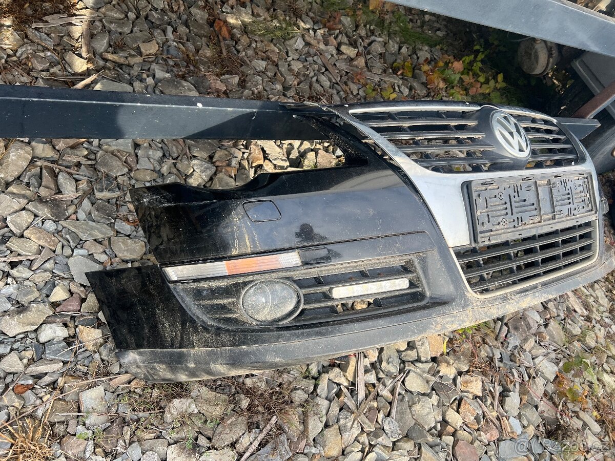 přední nárazník a blatníky Passat B6 - 7