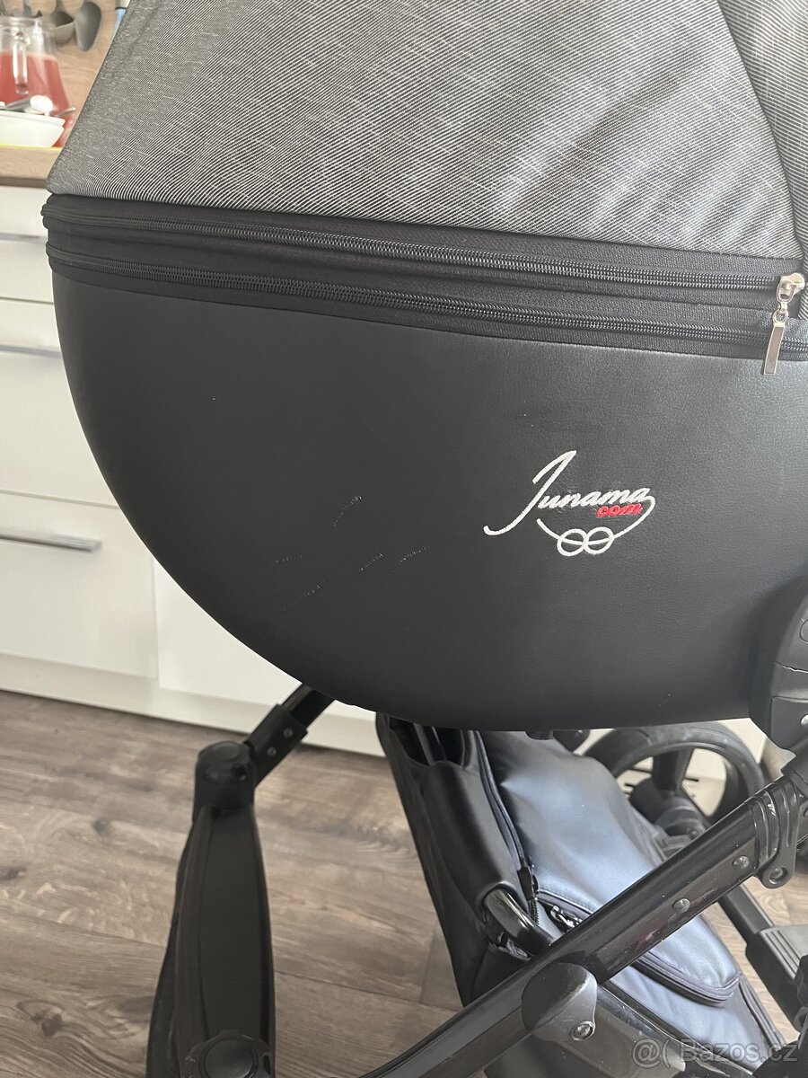 Kočárek Junama - 7