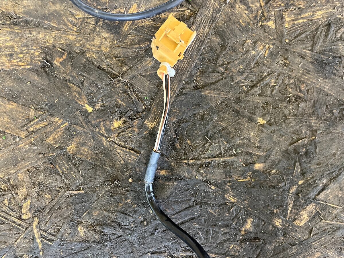 ZPĚTNÁ ZRCÁTKA AUDI A4 B7 LY7W 5 PIN - 7