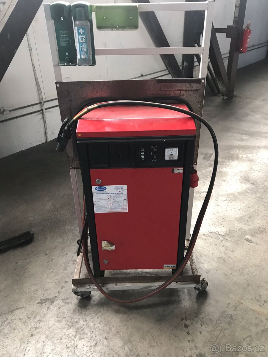 Vysokozdvižný vozík TOYOTA - 7