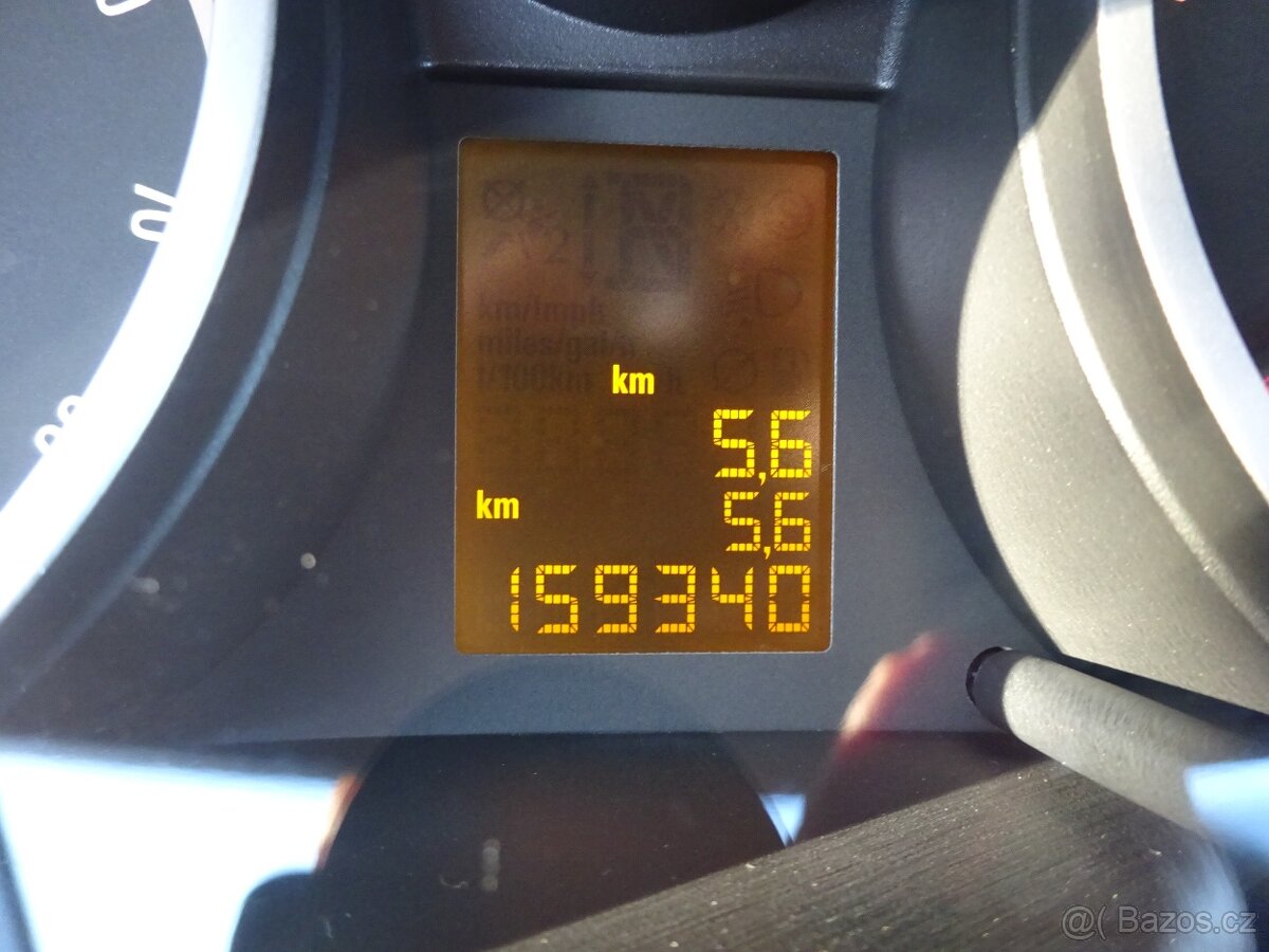 Opel Corsa 1.2i r.v.2011 (63 kw) Koupeno v ČR - 7