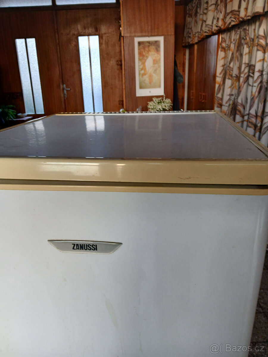 Stará lednička - 7