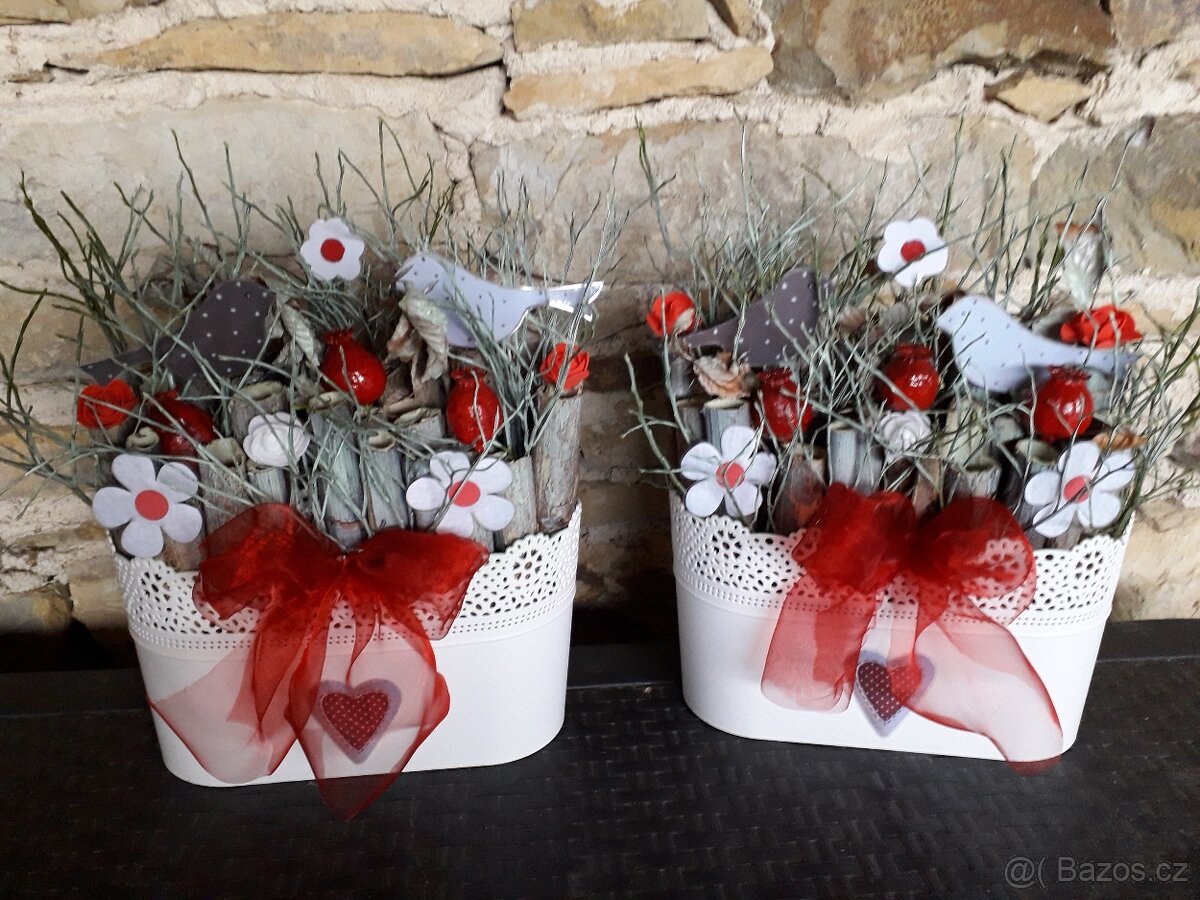 CELOROČNÍ DEKORACE, TRUHLÍKY - 7