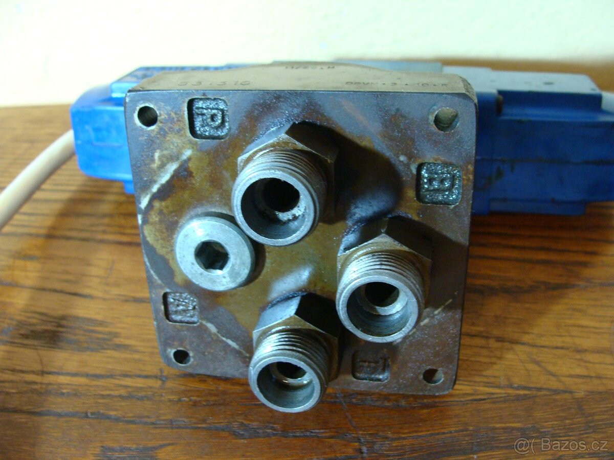 Sperry Vickers DG4V 3 - vysokotlaký ventil - ENGLAND - 7