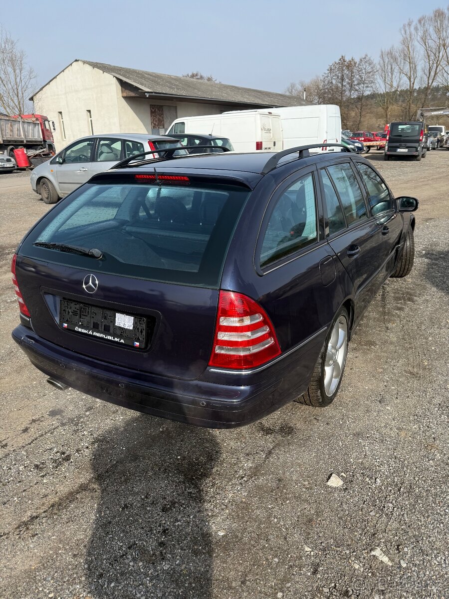 Mercedes C 280 w203 v6 - 7