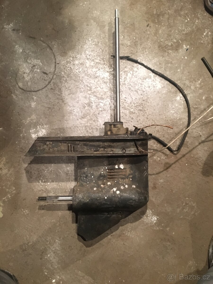 Nohy - převodovky k Lodním motorům - 7