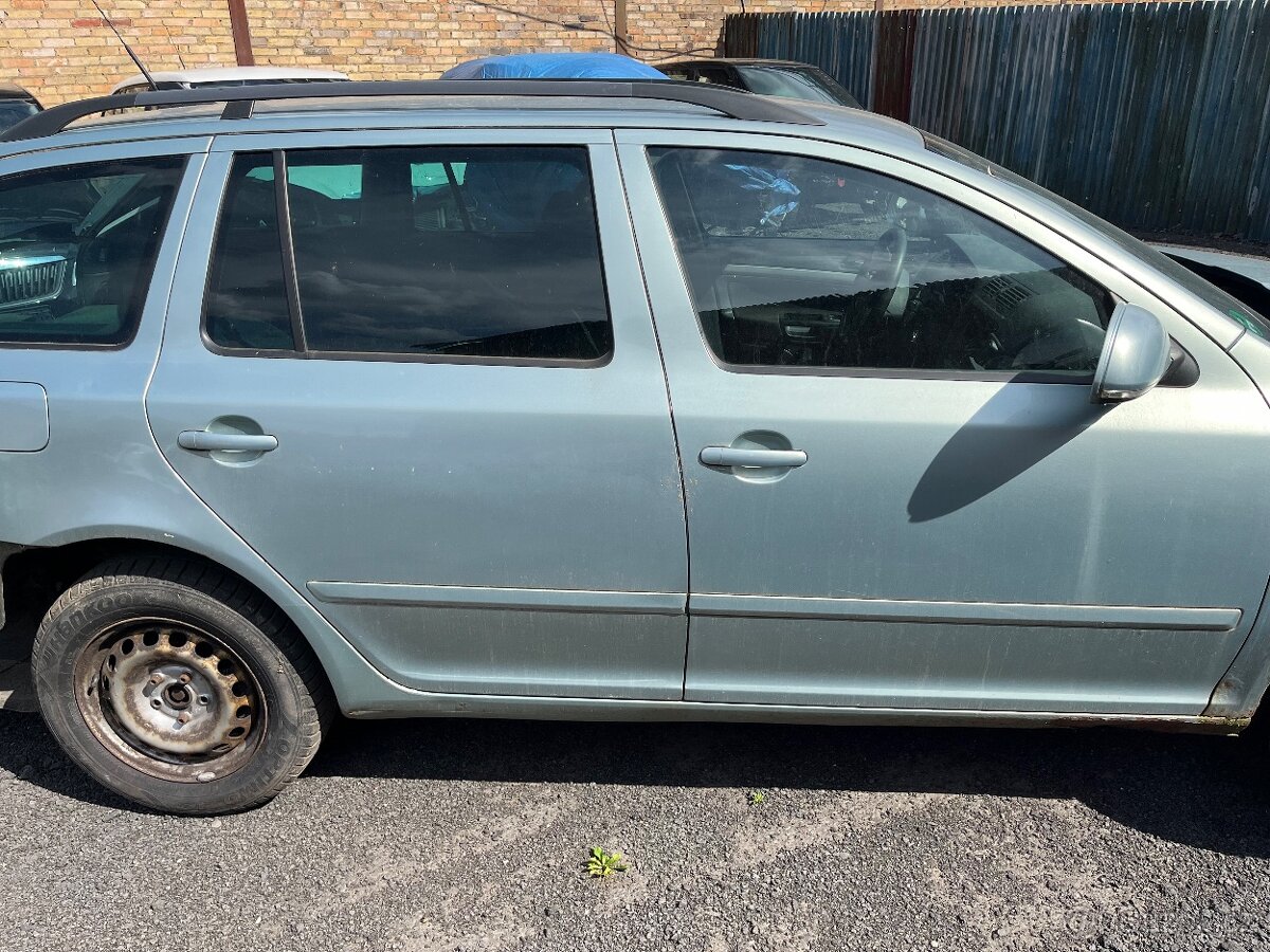 Škoda Octavia 2 II 2.0 BMM 103KW Combi díly z vozu - 7