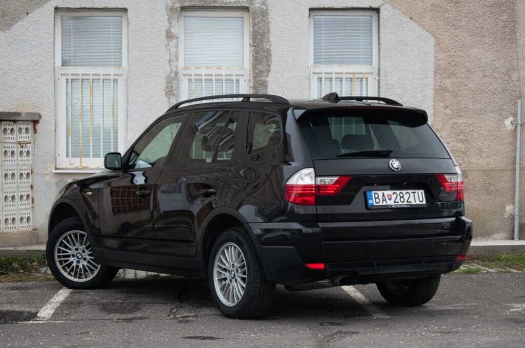 BMW X3 xDrive 2.0d A/T - 7
