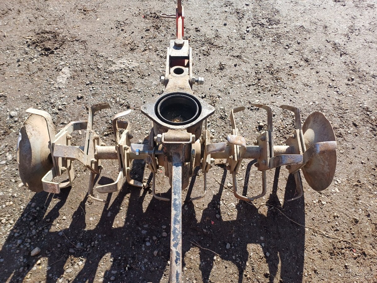 Rotavátor Vari AKY-357/358 - 7