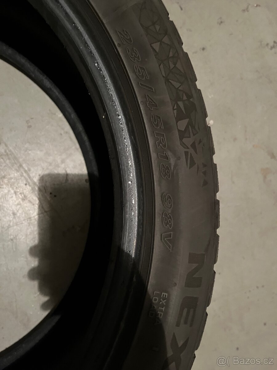 Prodám zimni nexeny 235/45R18 - 7