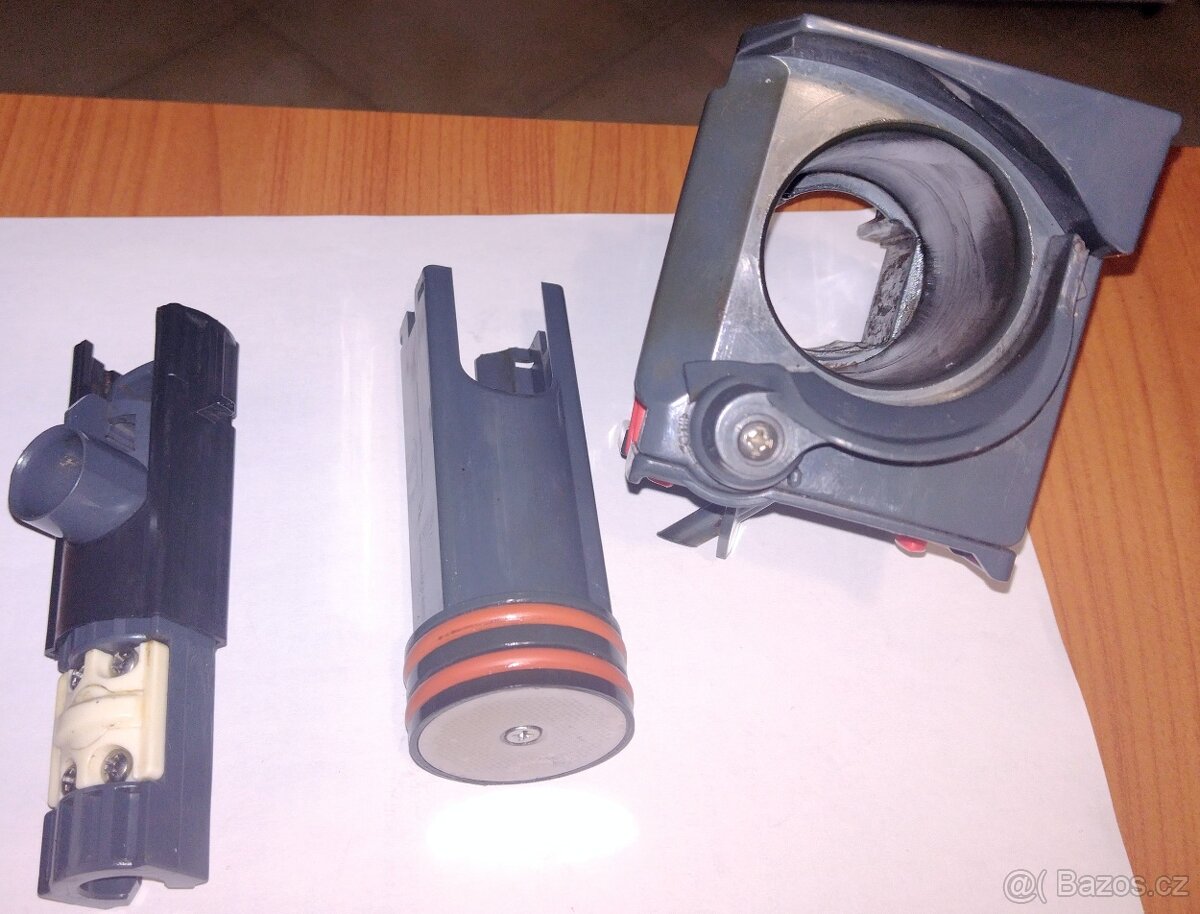 DeLonghi Magnifica 3200S Stříbr.-plnoautomat. Sleva 2900Kč - 7