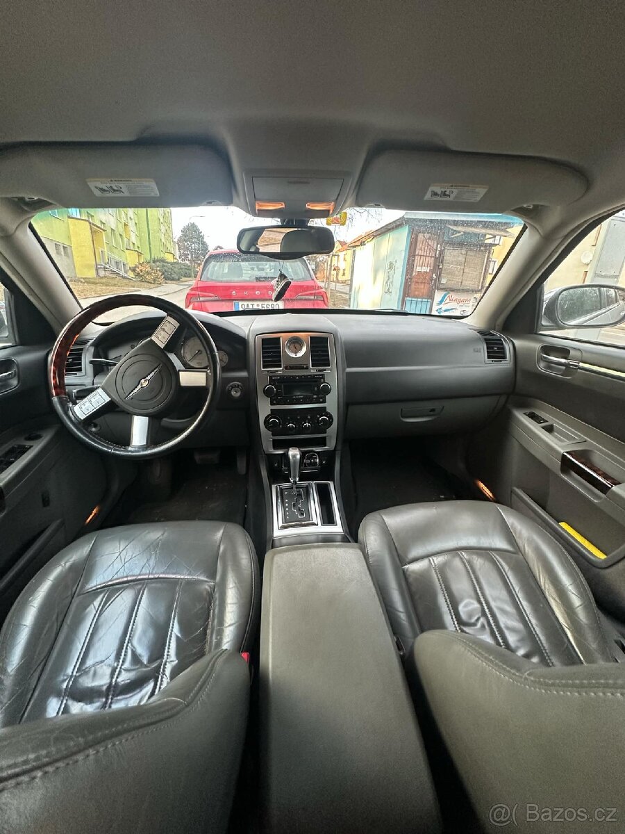 2004 Chrysler 300c - 7