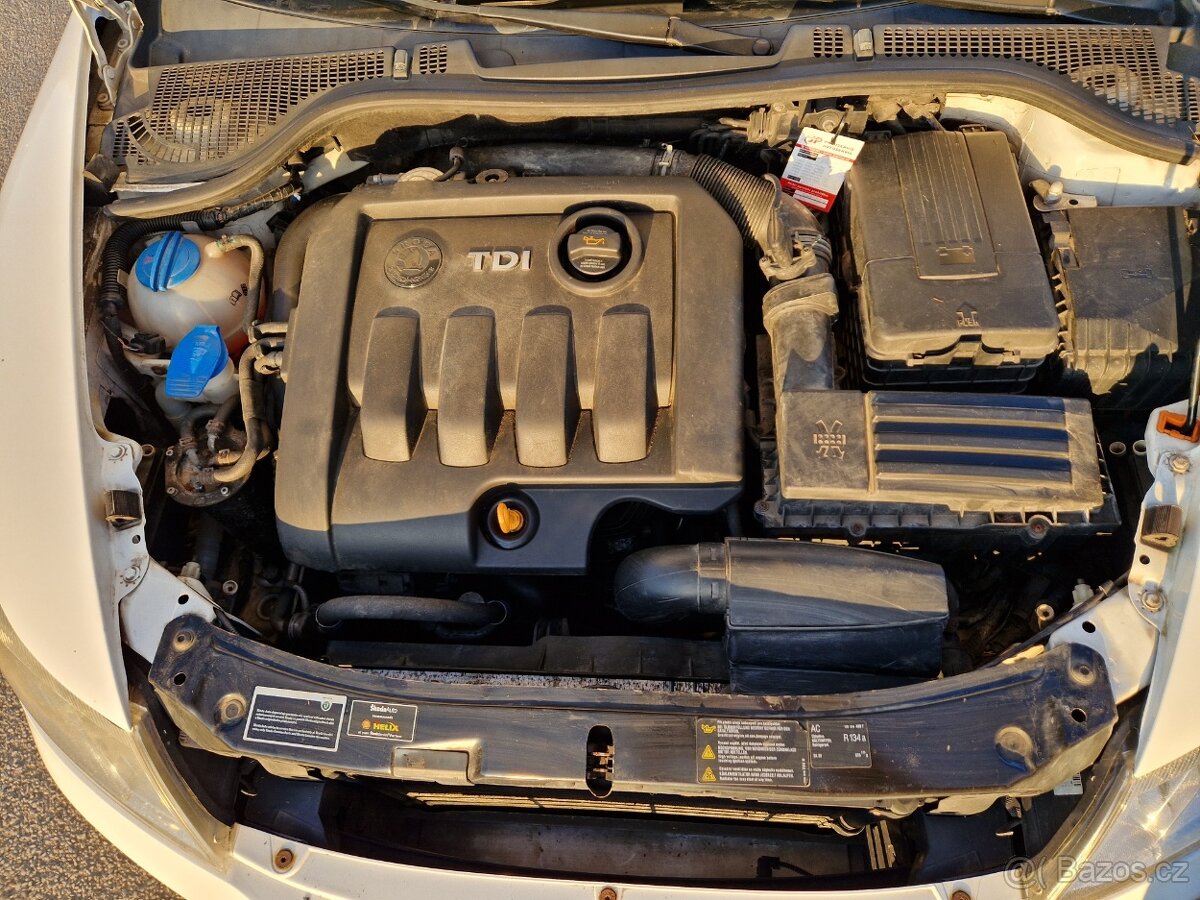 ŠKODA OCTAVIA COMBI - 7