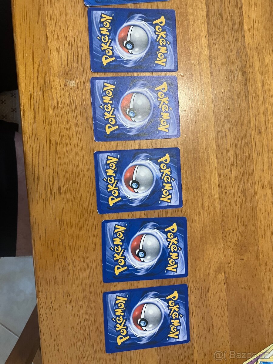 Kartičky Pokémonů - 7