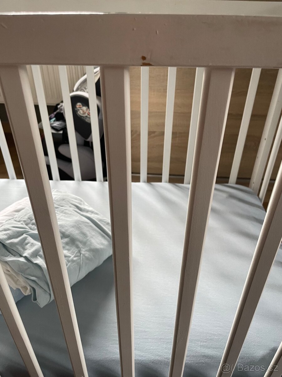 Dětská postýlka + matrace + příslušenství - 7