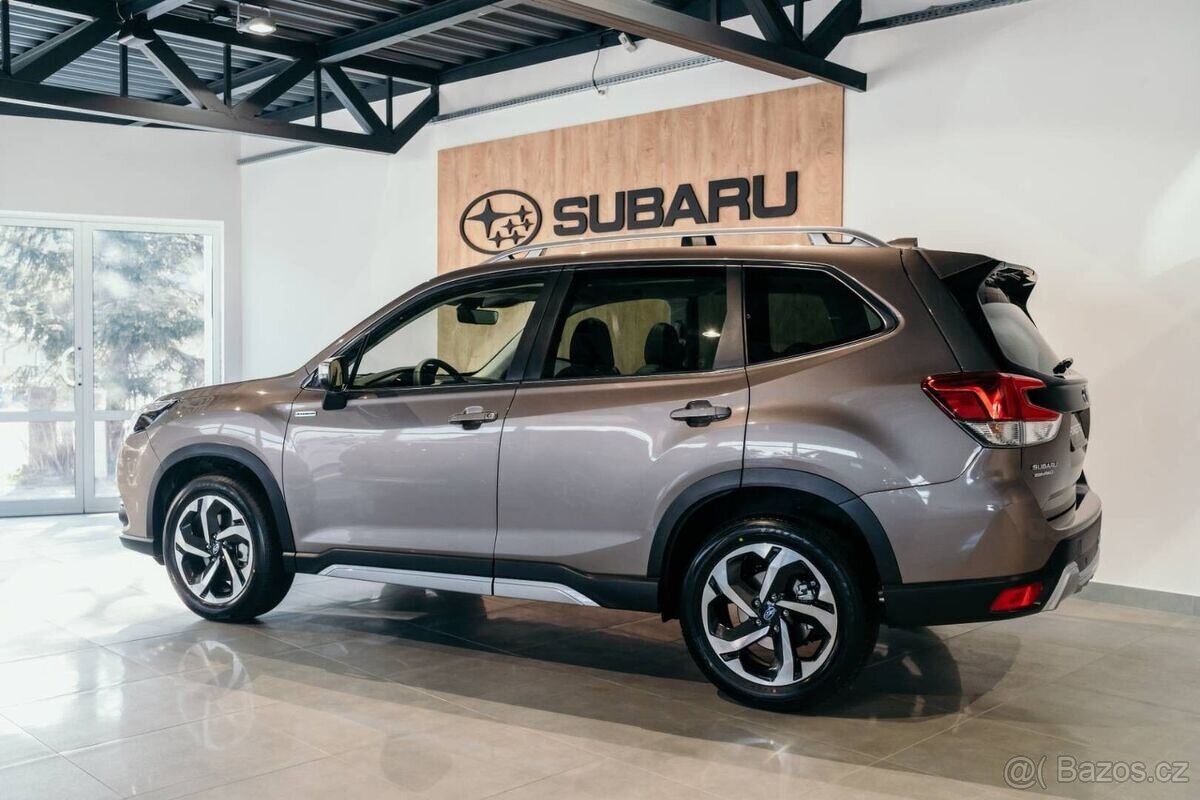 Subaru Forester 2.0i mHEV Premium Lineartronic - 7
