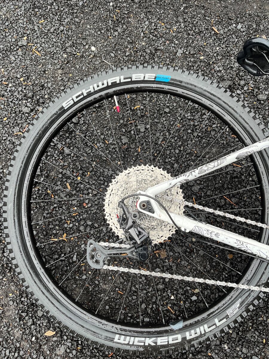 XC/Trail 29” Canyon Grand Canyon 8, M, WMN (jen dámské sedlo - 7