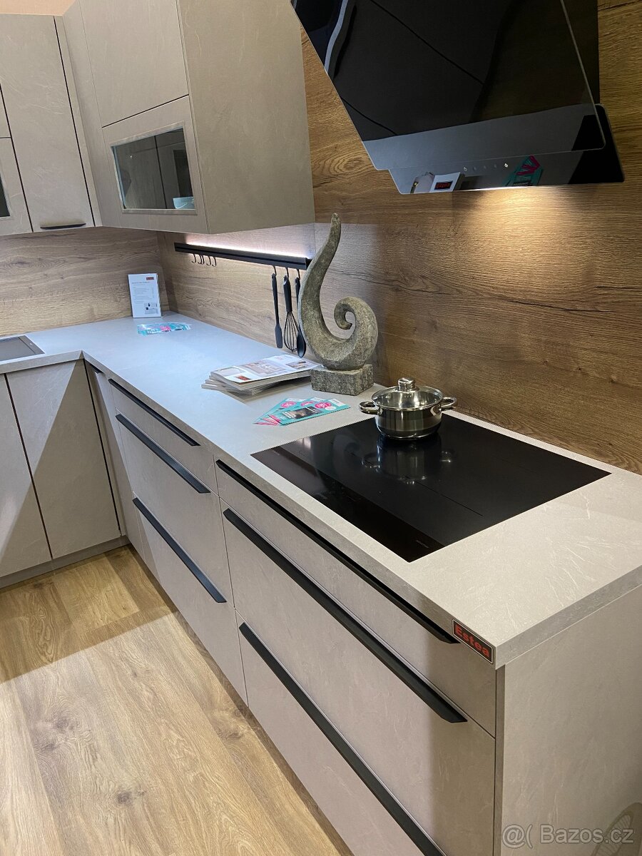 Kuchyňská linka Stone Art - 7