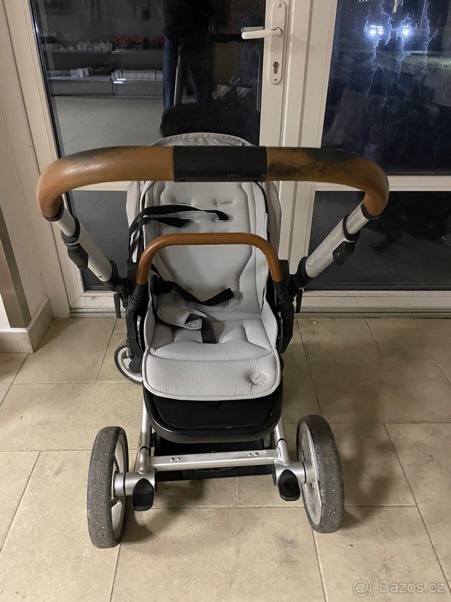Britax Baby i-Size Romer + kočárek Mutsy - 7