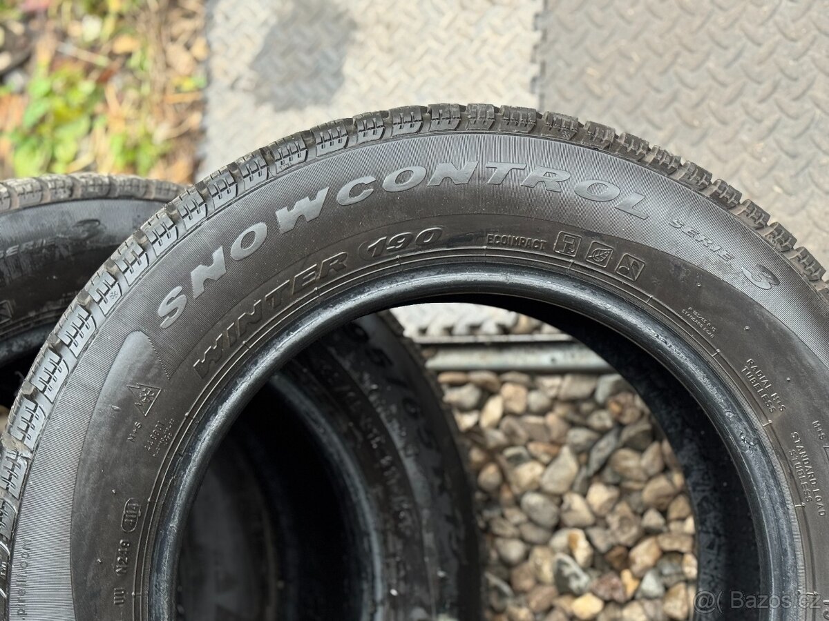 195/65/15 - Pirelli zimní sada pneu - 7