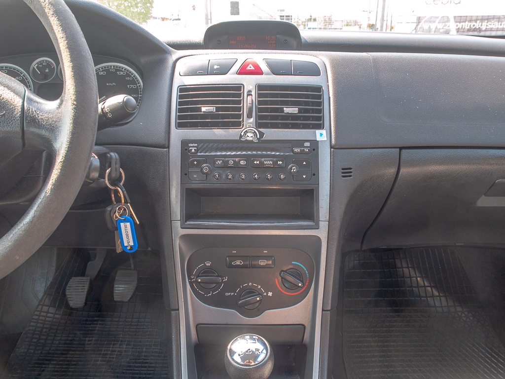 Peugeot 307 ČR 1.4HDI – plný servis - 7