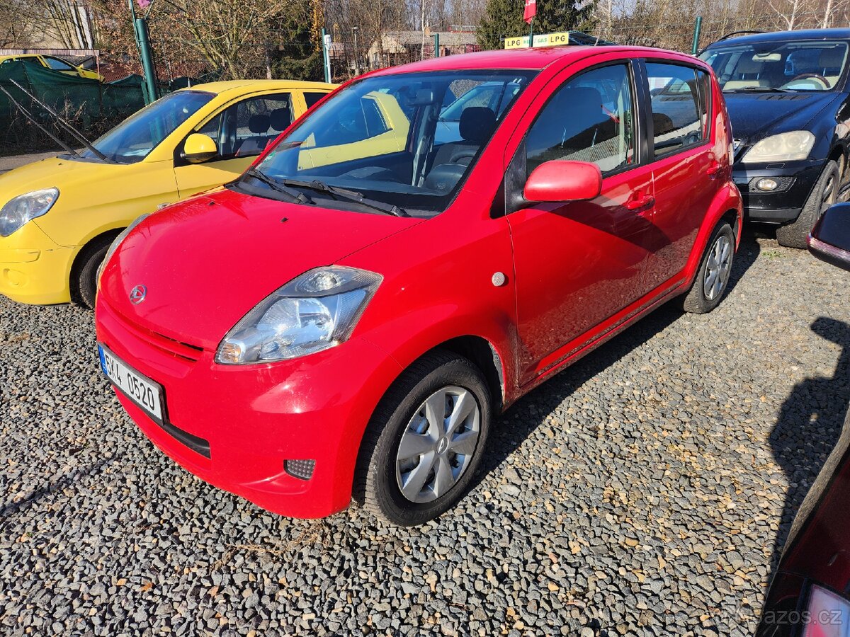 Daihatsu Sirion 1.0i 51 kW - 7