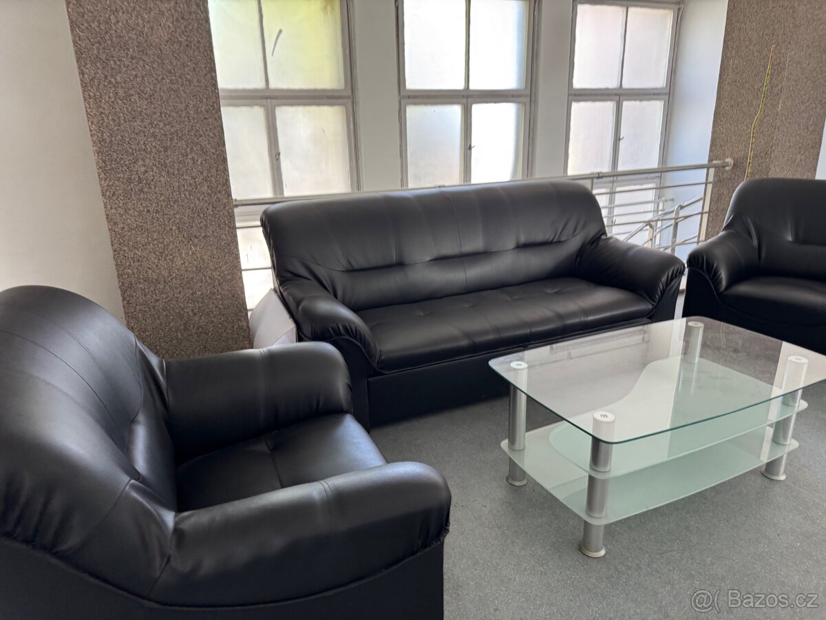 Kancelářské stoly a skříně - 7