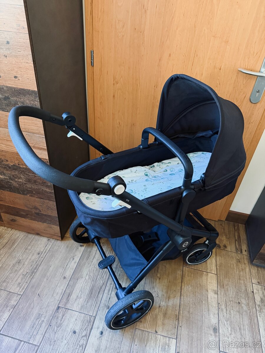 Kočárek Cybex EOS basic 2v1 moon black - 7