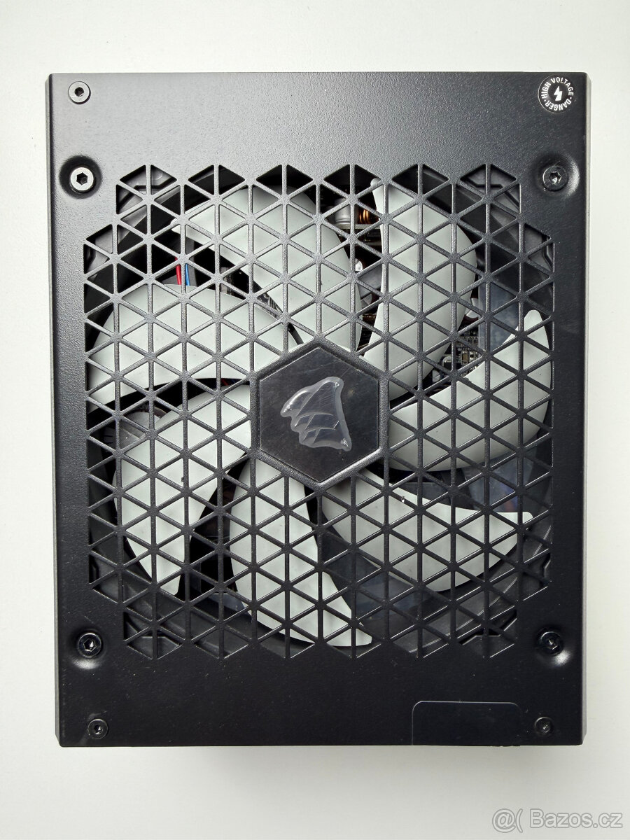 Corsair RM1000x 1000W Gold – Plně modulární, Top Stav - 7