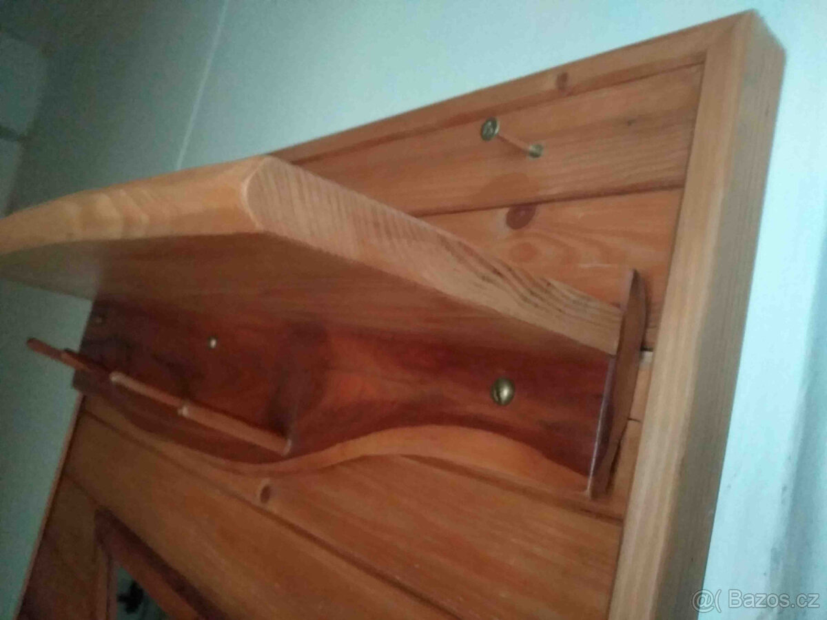 Předsíňová stěna,přírodní lakované dřevo se zrcadlem 174x70 - 7