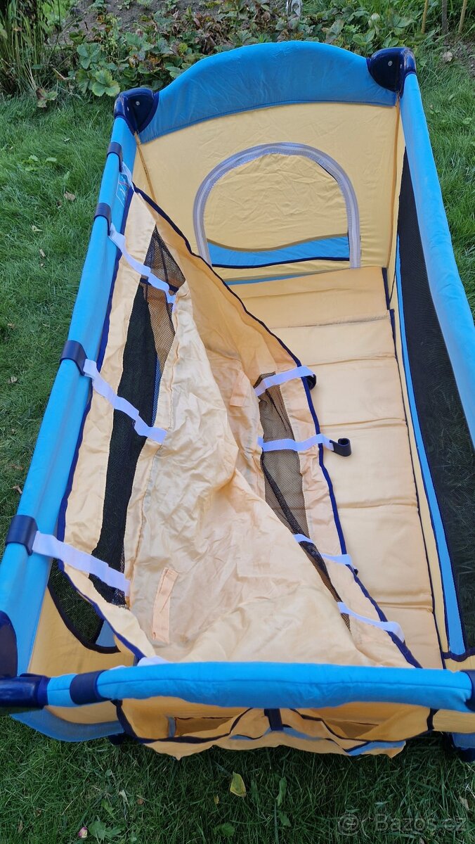 Cestovní rozkládací postýlka - 7