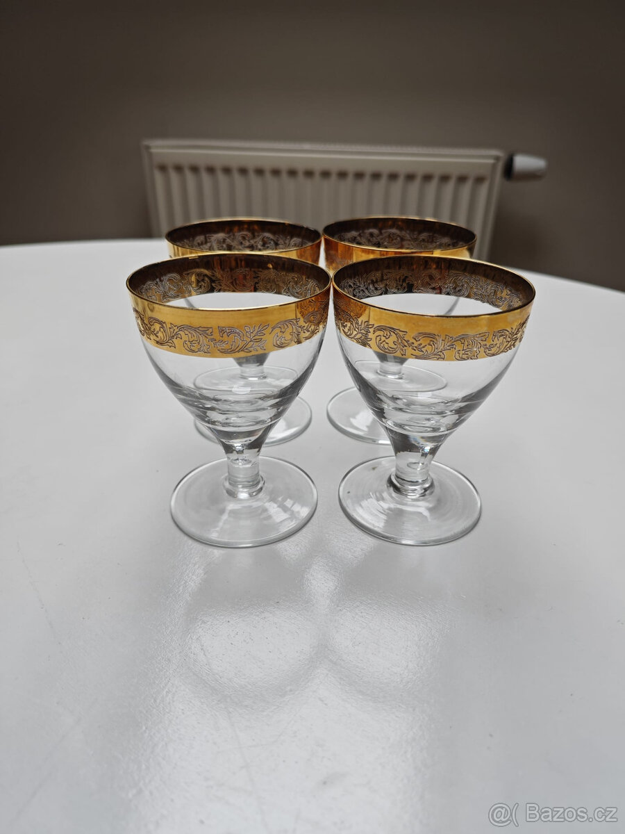 Sada ozdobných skleniček - 7