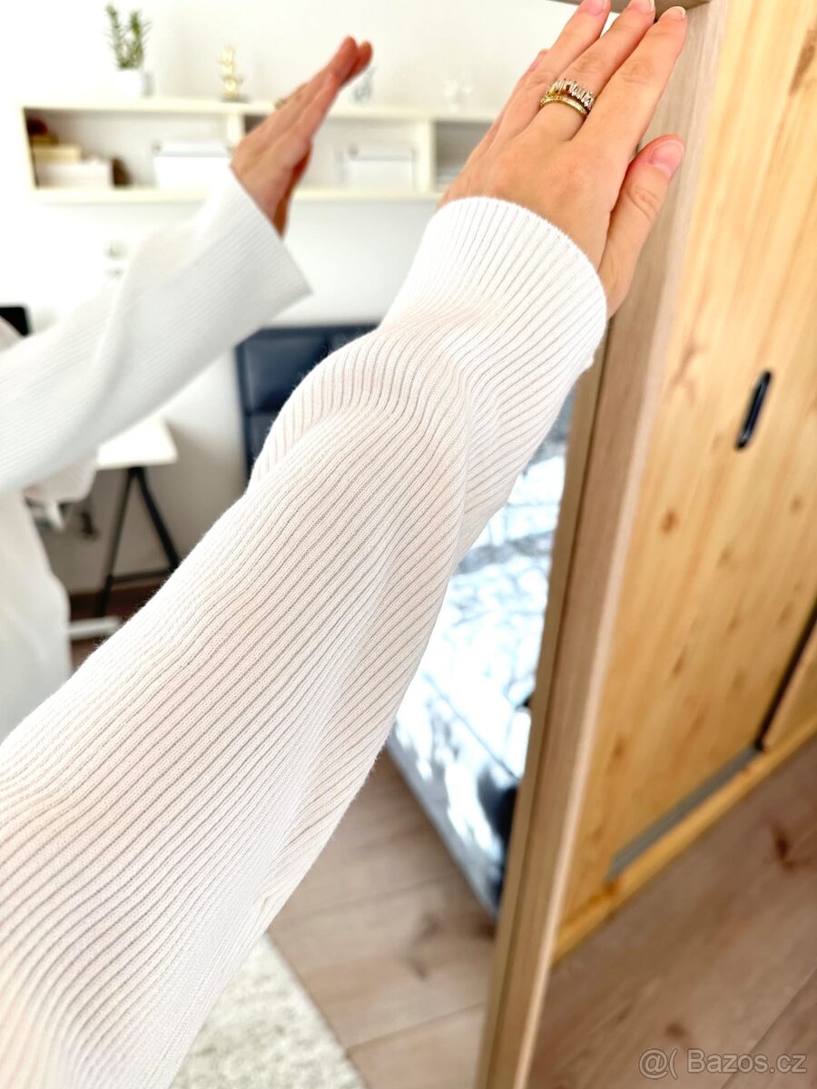 CALVIN KLEIN KRÁSNÝ BÍLÝ ROLÁK - 7