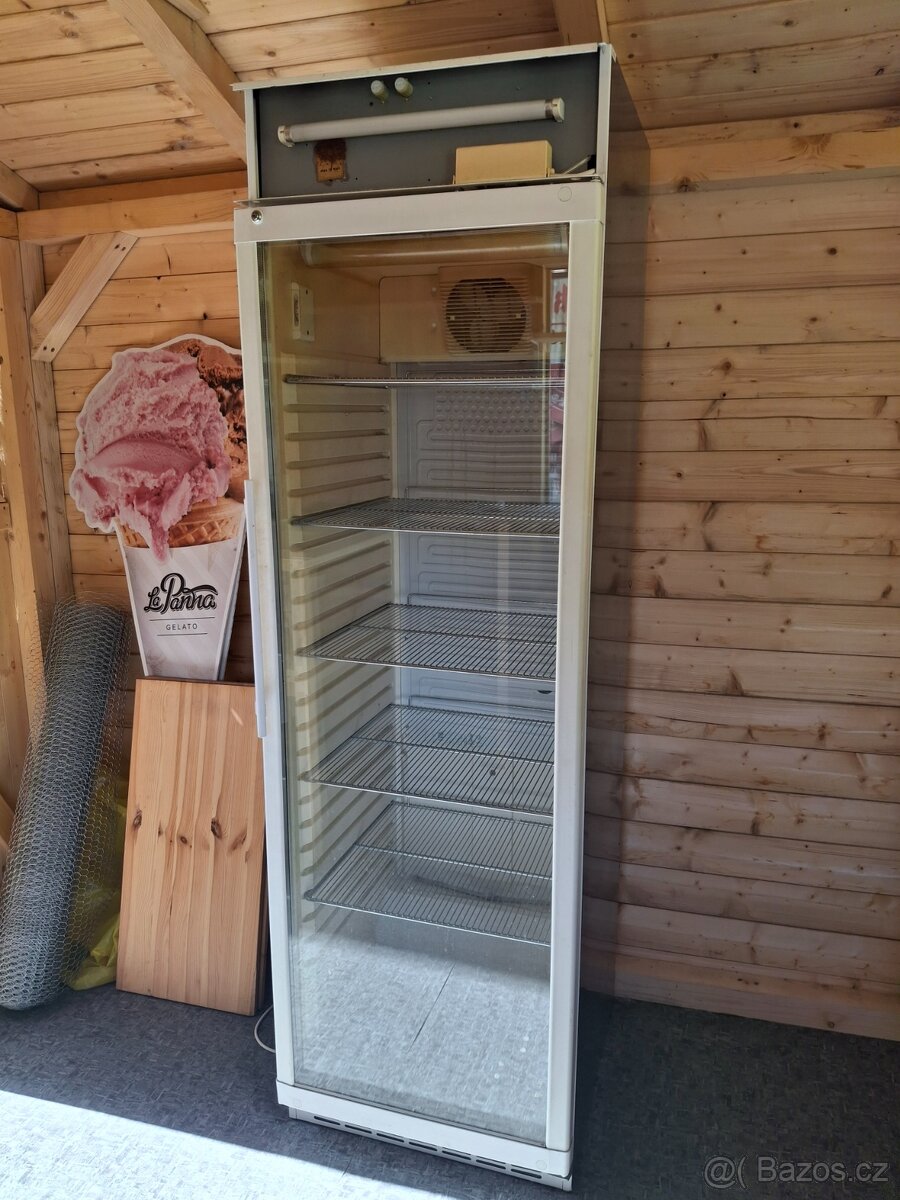 Prodejní stánek dřevěný 3x4m - 7