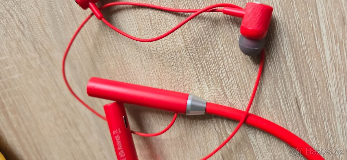 Bluetooth sluchátka přes krk v červené barvě - 7