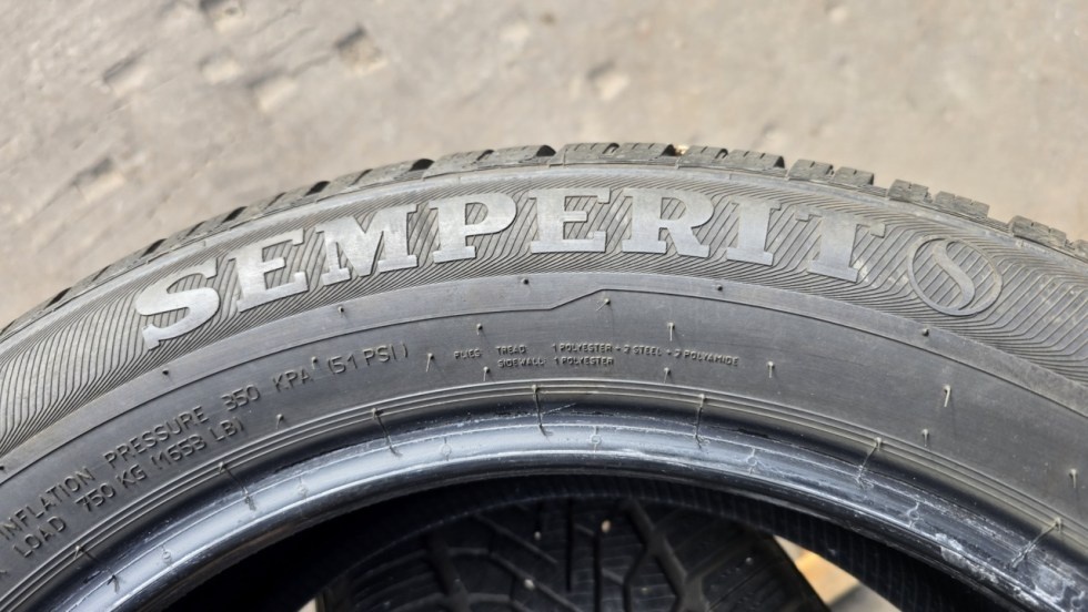 Zimní pneu 215/55/17 Semperit - 7
