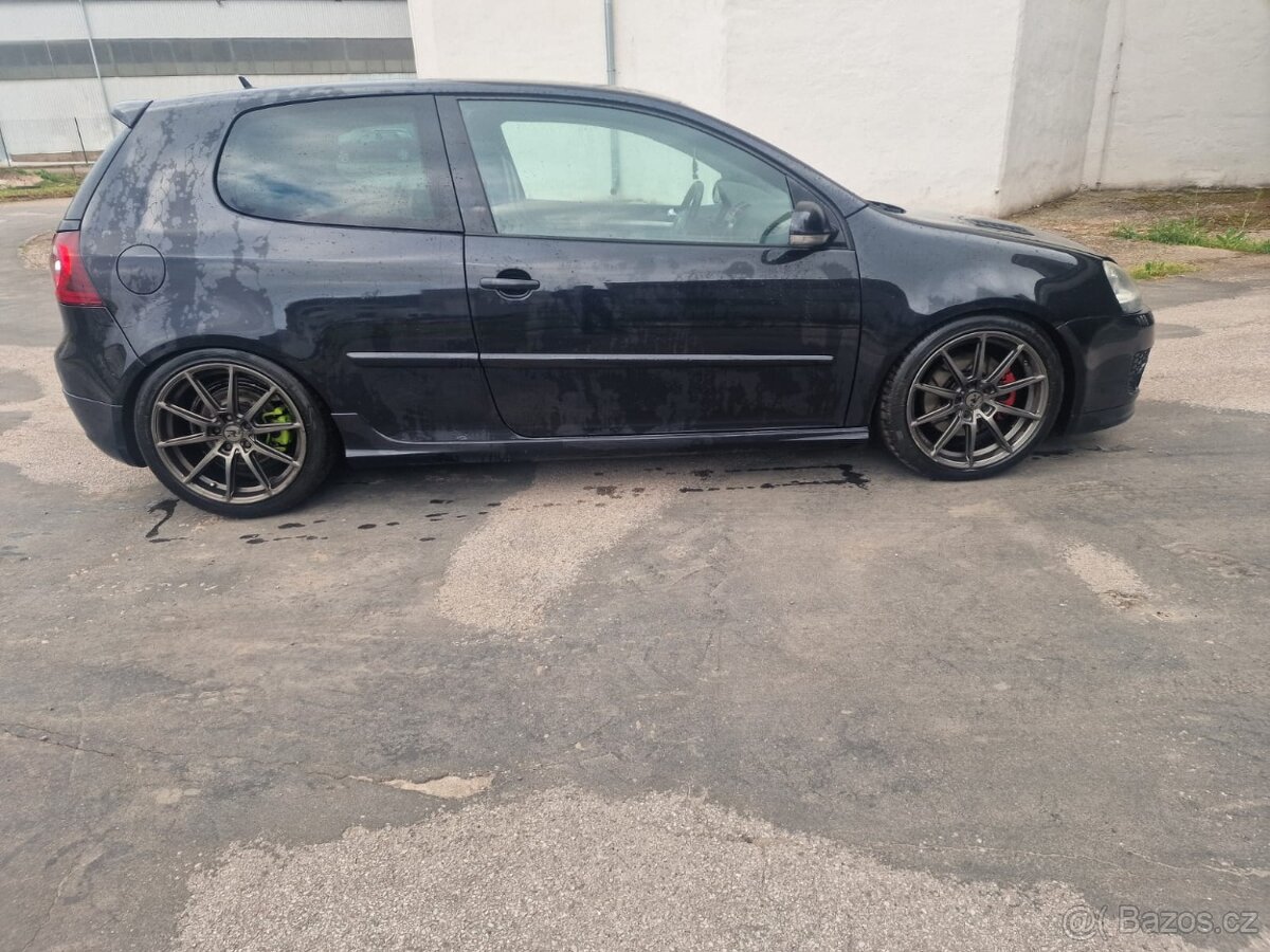 VW Golf 5 GTI Edition 30 - 7