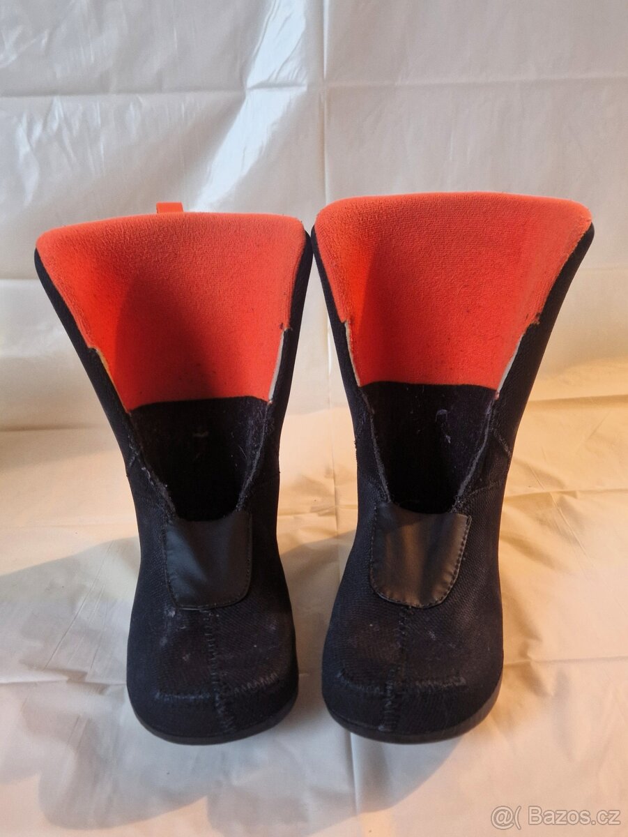 Boty na snowboard SALOMON - vel. 35, boa - 7