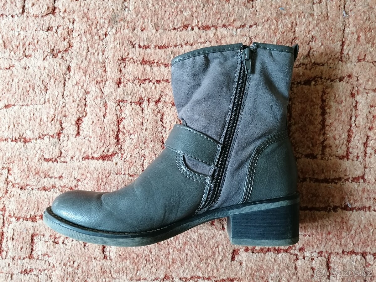 Dámské hnědé kotníkové boty vel. 39 - 7