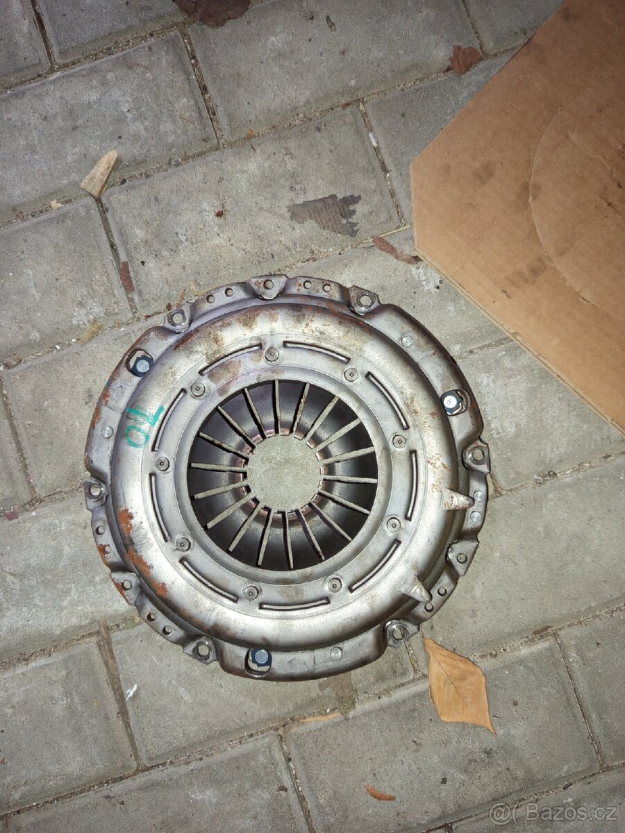 WV Golf 6 (Klič, Objímka žárovky, spojka) - 7