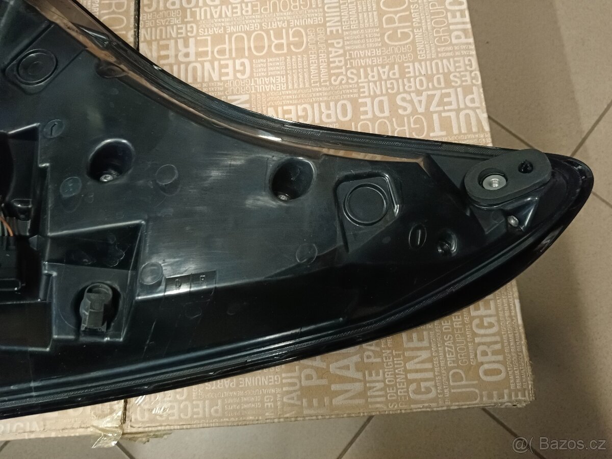 světlo LZ Renault Espace V - 7