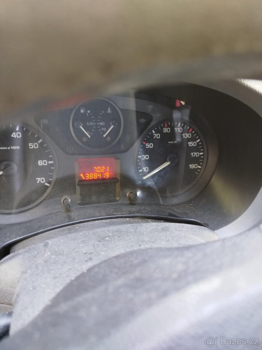 Prodám Peugeot Partner - 7