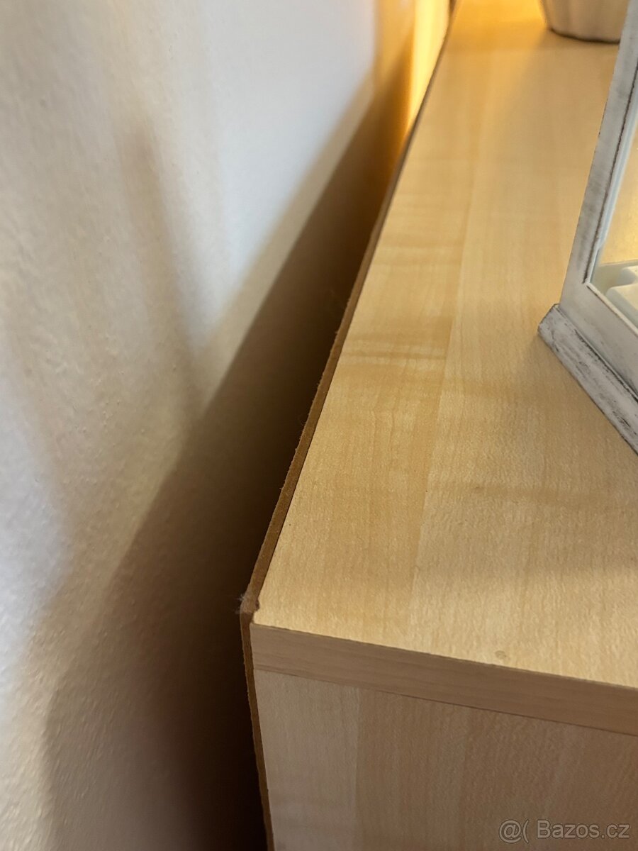 Prodám set dvou skříněk (barová/vinotéka + vitrína). - 7
