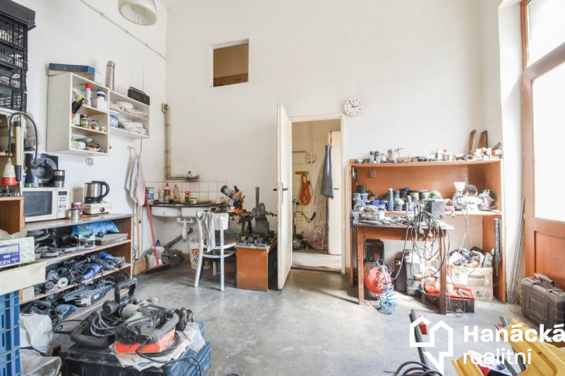 Prodej komerčního prostoru ve Šternberku - 7